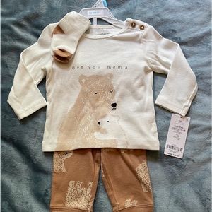New Carter’s Infants Unisex 3 piece Outfit 6 Month Size